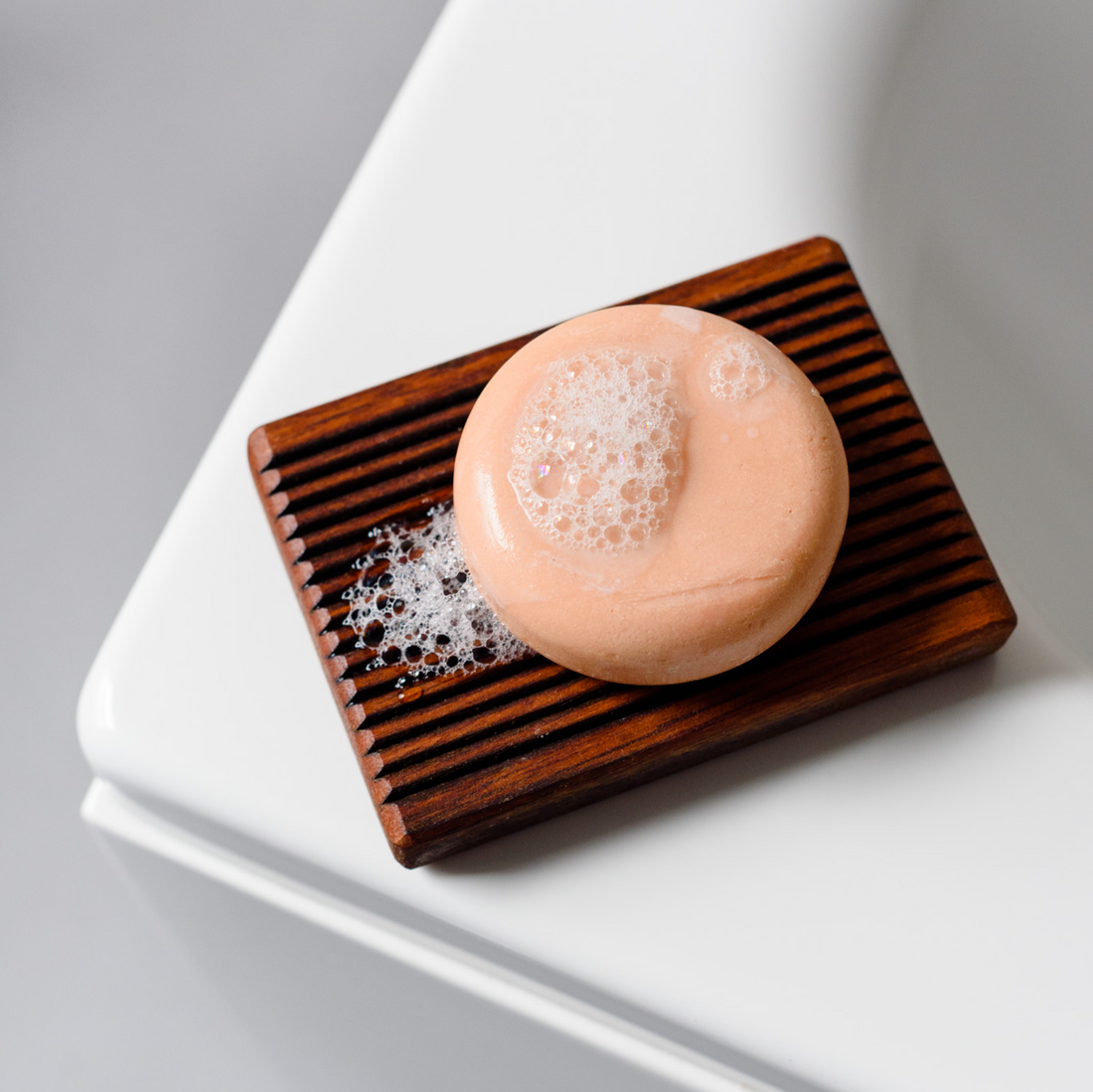 How to store shampoo and conditioner bars