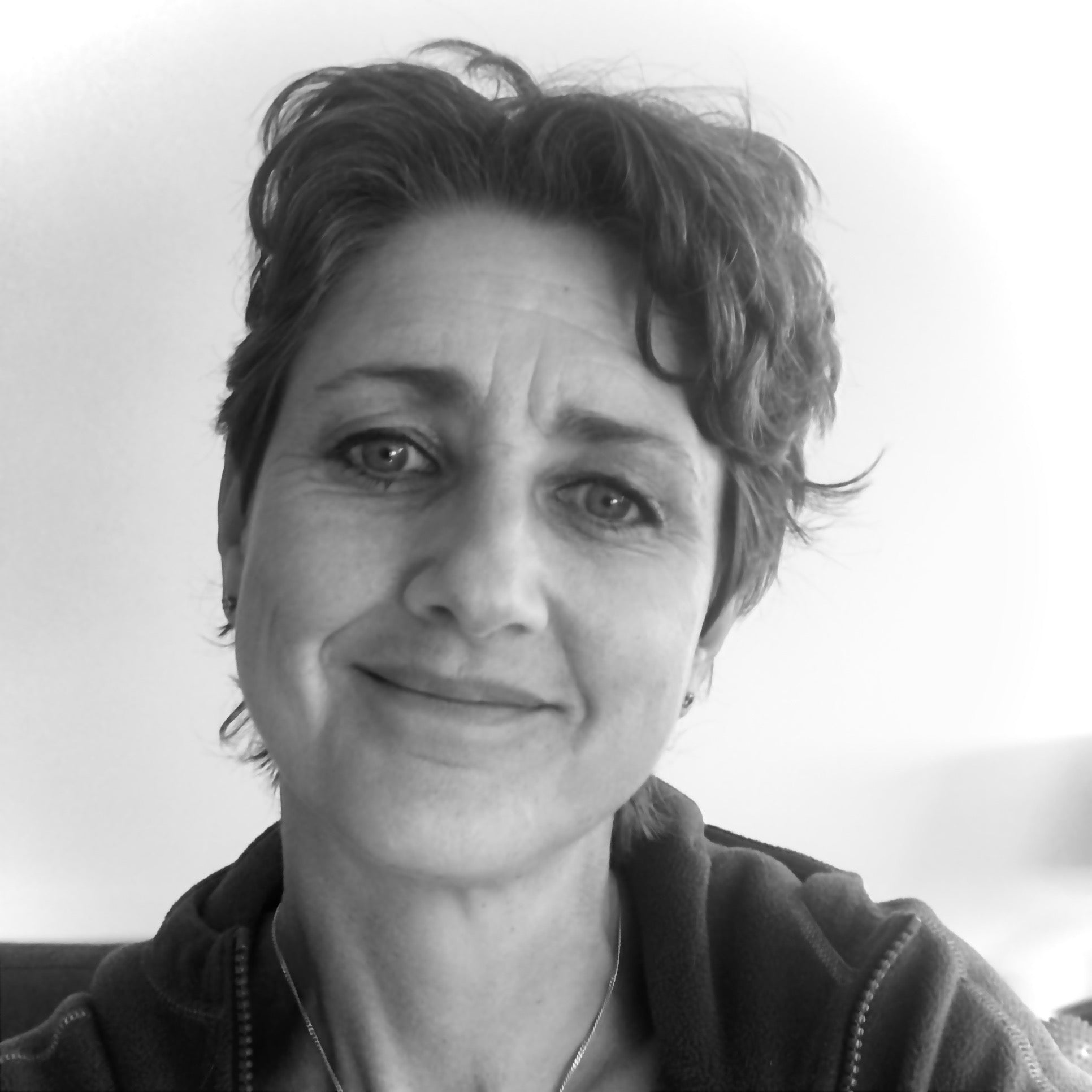 vicky lyons black and white photo of the lady who makes lyonsleaf skincare in somerset